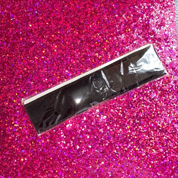 Bold hold hair product - Picture 4 of 5